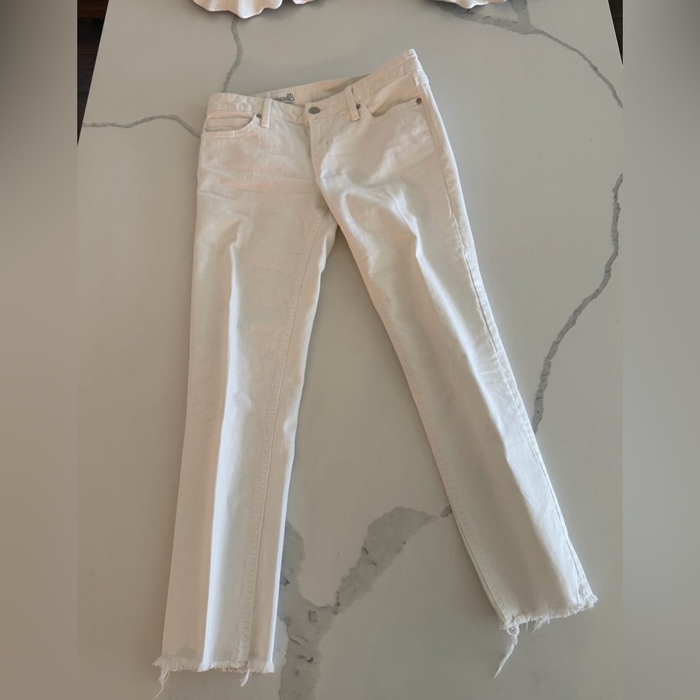 GAP White Straight-Leg Jeans with Raw Hem